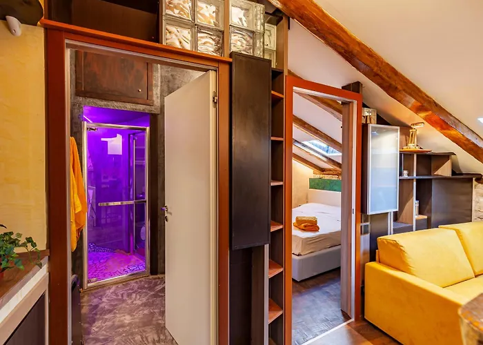 Sky Nido- Mansardato In Centro Storico