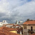 Sky Nido- Mansardato In Centro Storico 的里雅斯特