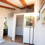 Sky Nido- Mansardato In Centro Storico 的里雅斯特