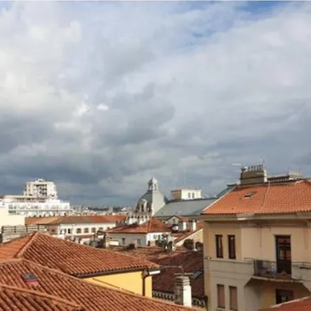 Sky Nido- Mansardato In Centro Storico Triest