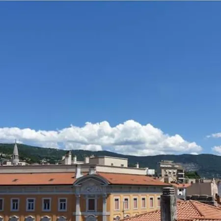 Sky Nido- Mansardato In Centro Storico
