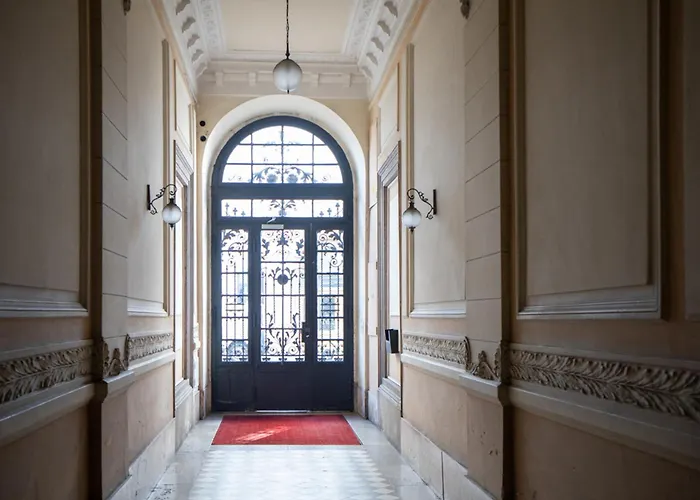 Апартаменты Sky Nido- Mansardato In Centro Storico *